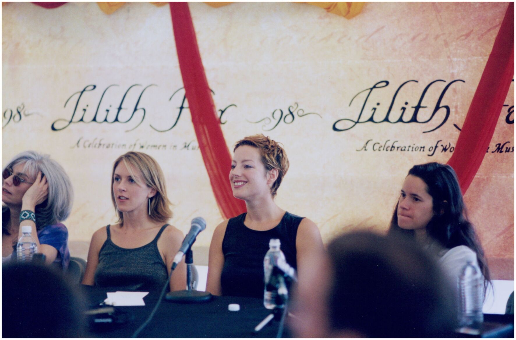 Press conference at Lilith Fair’s 海角社区官网stop.jpg
